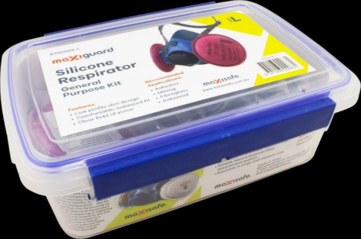 Picture of MAXIGUARD HALF MASK SILICONE GENERAL PURPOSE KIT WITH P3 CARBON CARTRIDGES LARGE