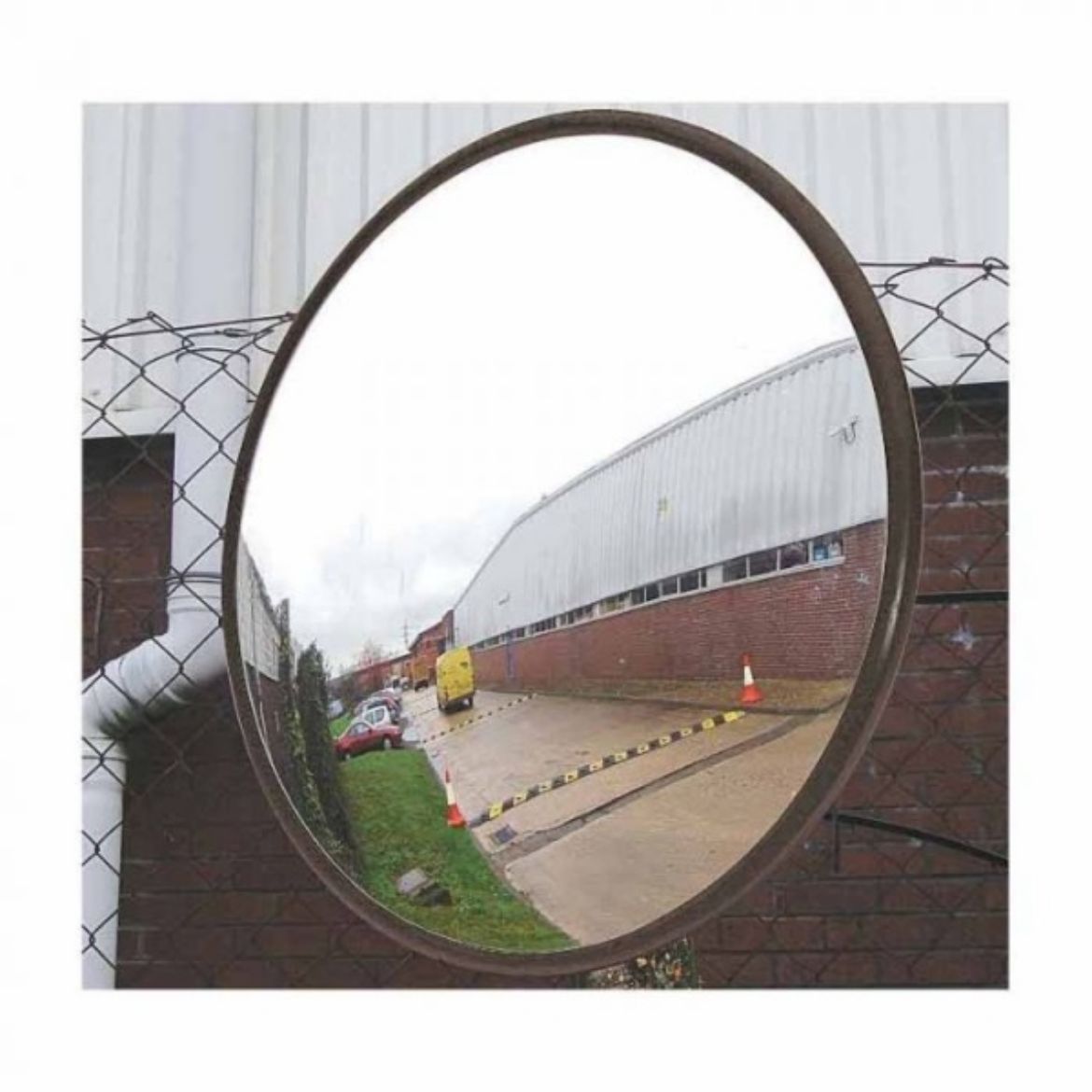 Picture of OUTDOOR ACRYLIC MIRROR WITH MOUNT 457MM DIAMETER