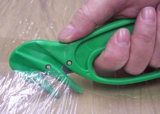 Picture of PENGUIN 900 METAL DETECTABLE GREEN SAFETY KNIFE