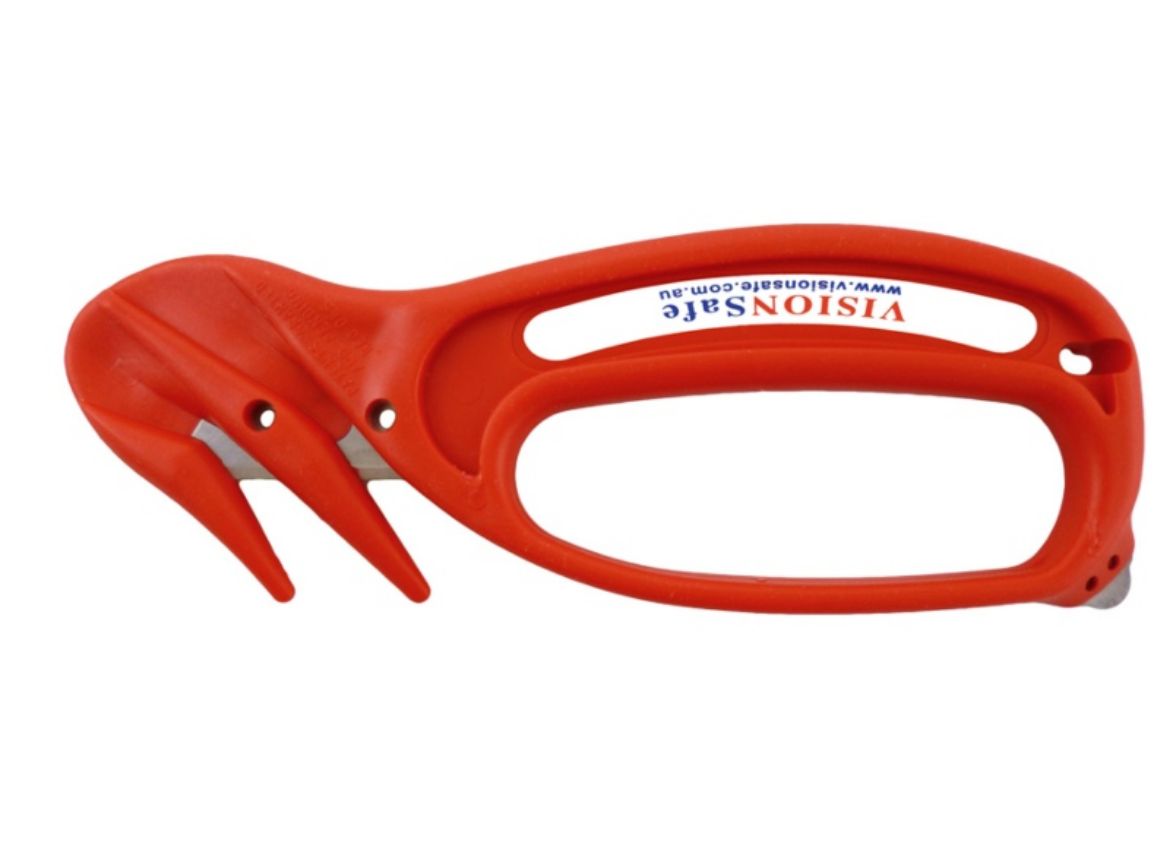 Picture of PENGUIN 900 METAL DETECTABLE RED SAFETY KNIFE