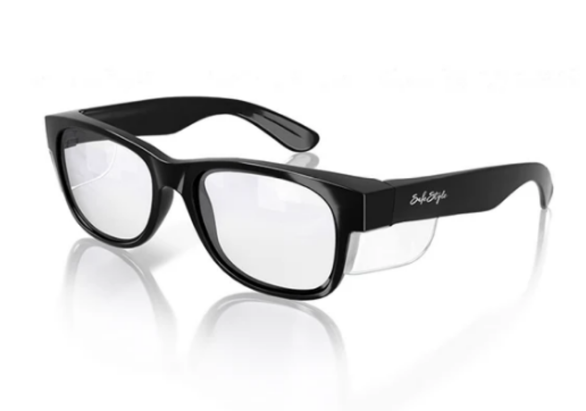 Picture of CLASSICS BLACK FRAME/CLEAR